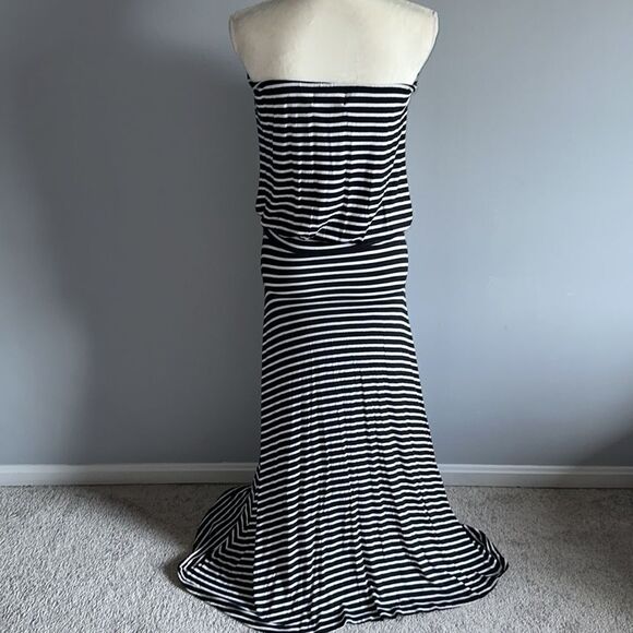 Veronica M. Striped Strapless Dress! - Picture 3 of 14